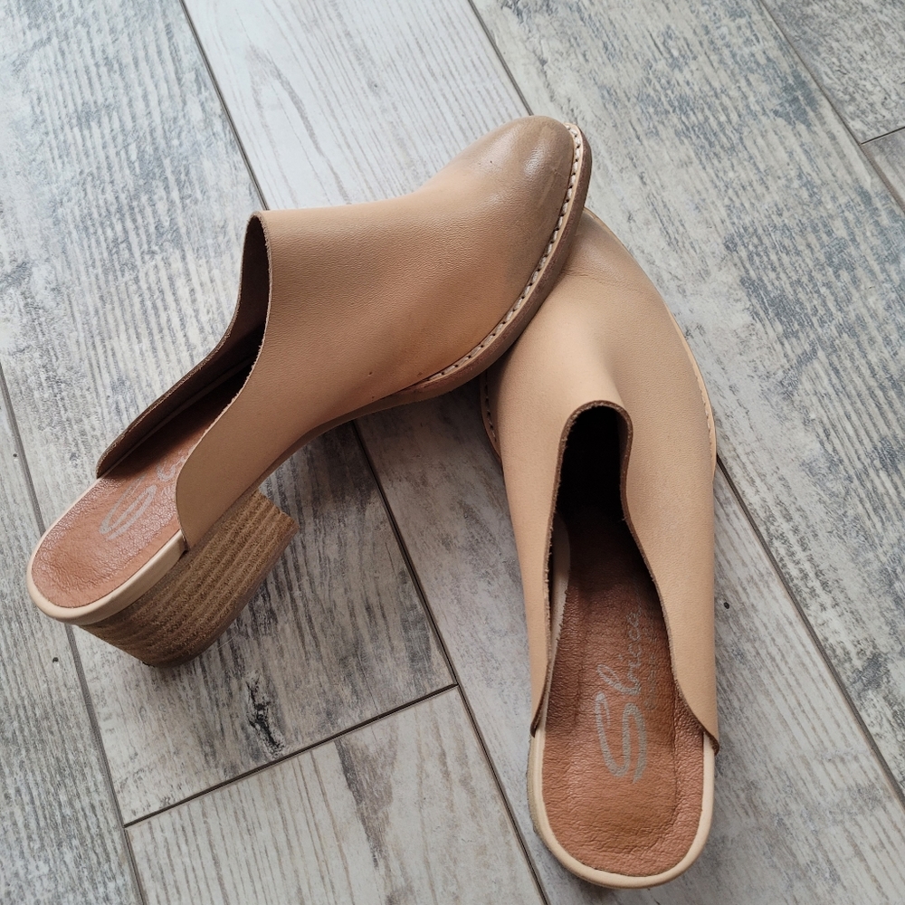 Sbicca Tan Mules